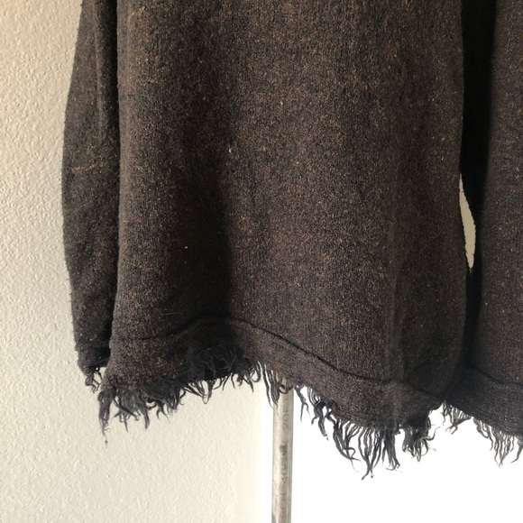 Free People Irresistible Raw Hem V-Neck Sweater - Picture 3 of 4